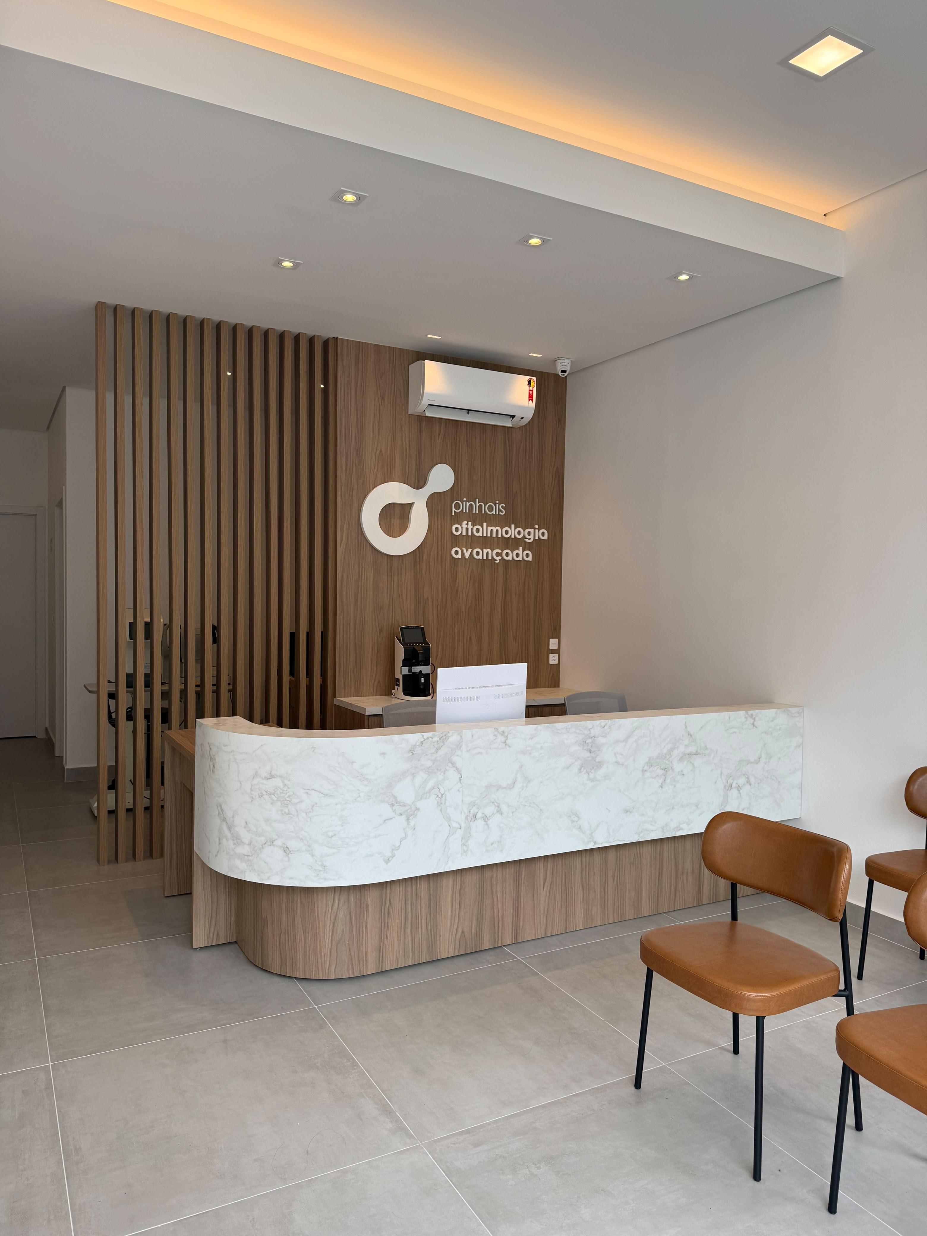 Recepção da Pinhais Oftalmologia Avançada
